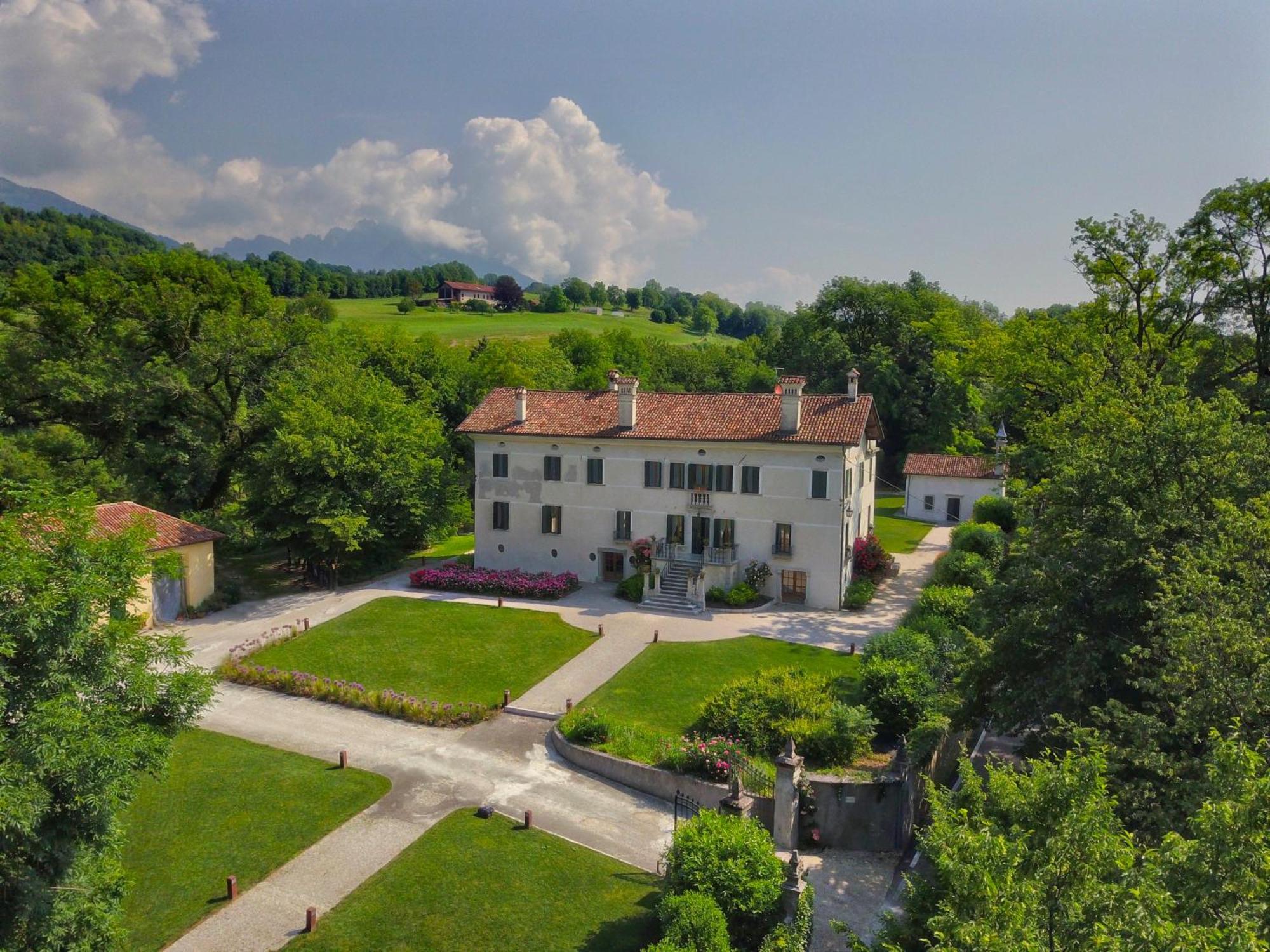 Villa San Liberale - Suites & Wellness - Villa Veneta Feltre Luaran gambar