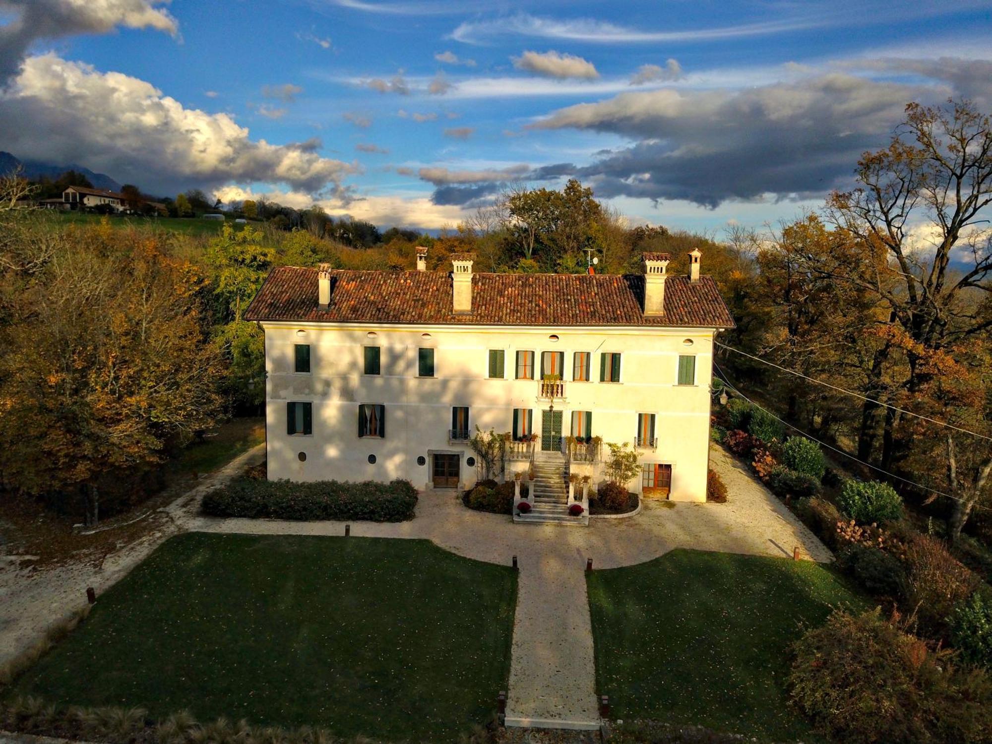 Villa San Liberale - Suites & Wellness - Villa Veneta Feltre Luaran gambar